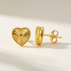 22K Gold Radiant Heart Pendant with Earrings Set