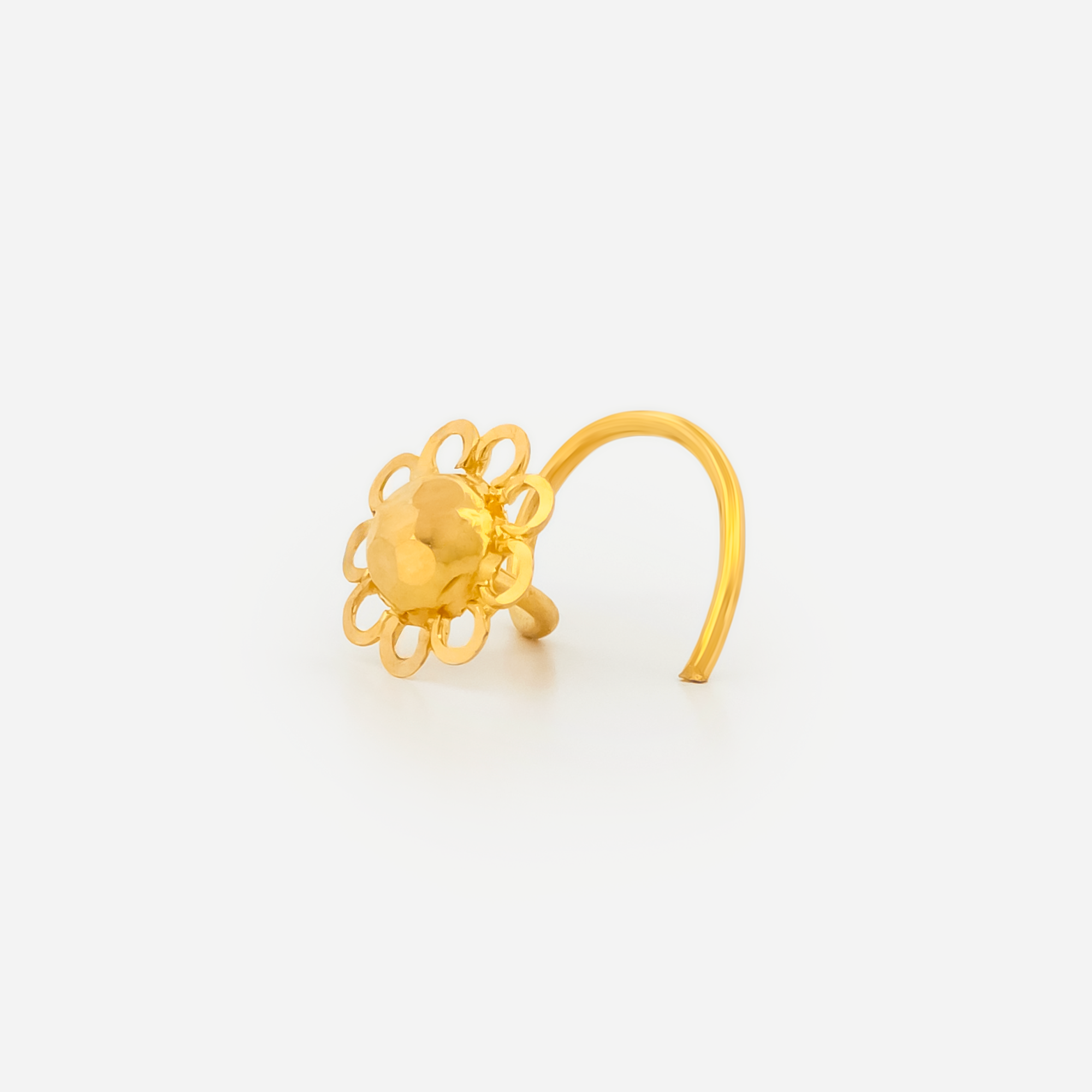 22K Gold Filigree Flower Disc Nose Pin