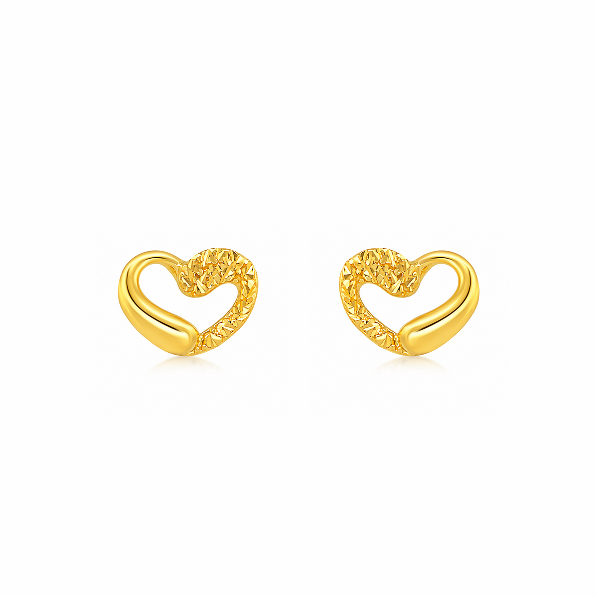 22K Gold Heart Élan Sculpted Stud Earrings