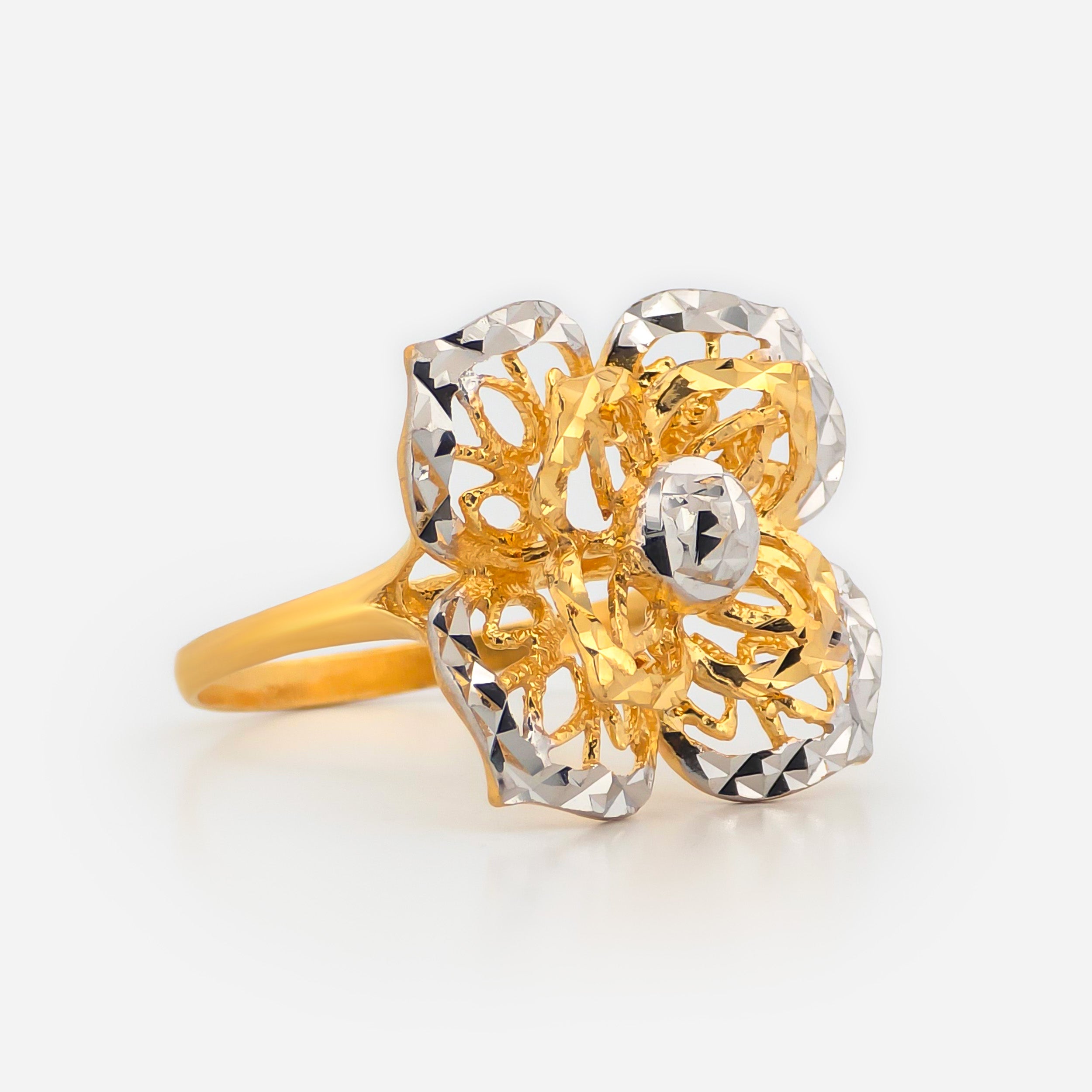 22K Gold Radaint Flower Ring