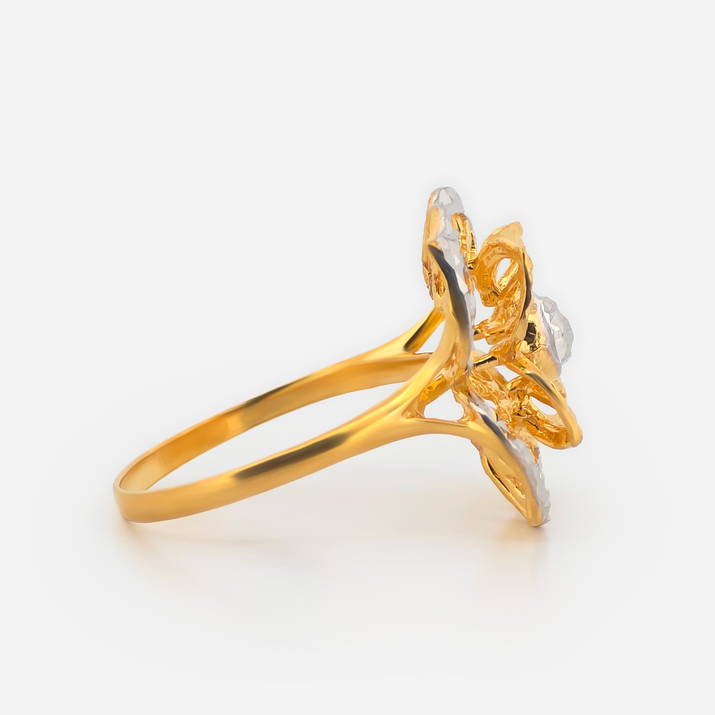 22K Gold Radaint Flower Ring