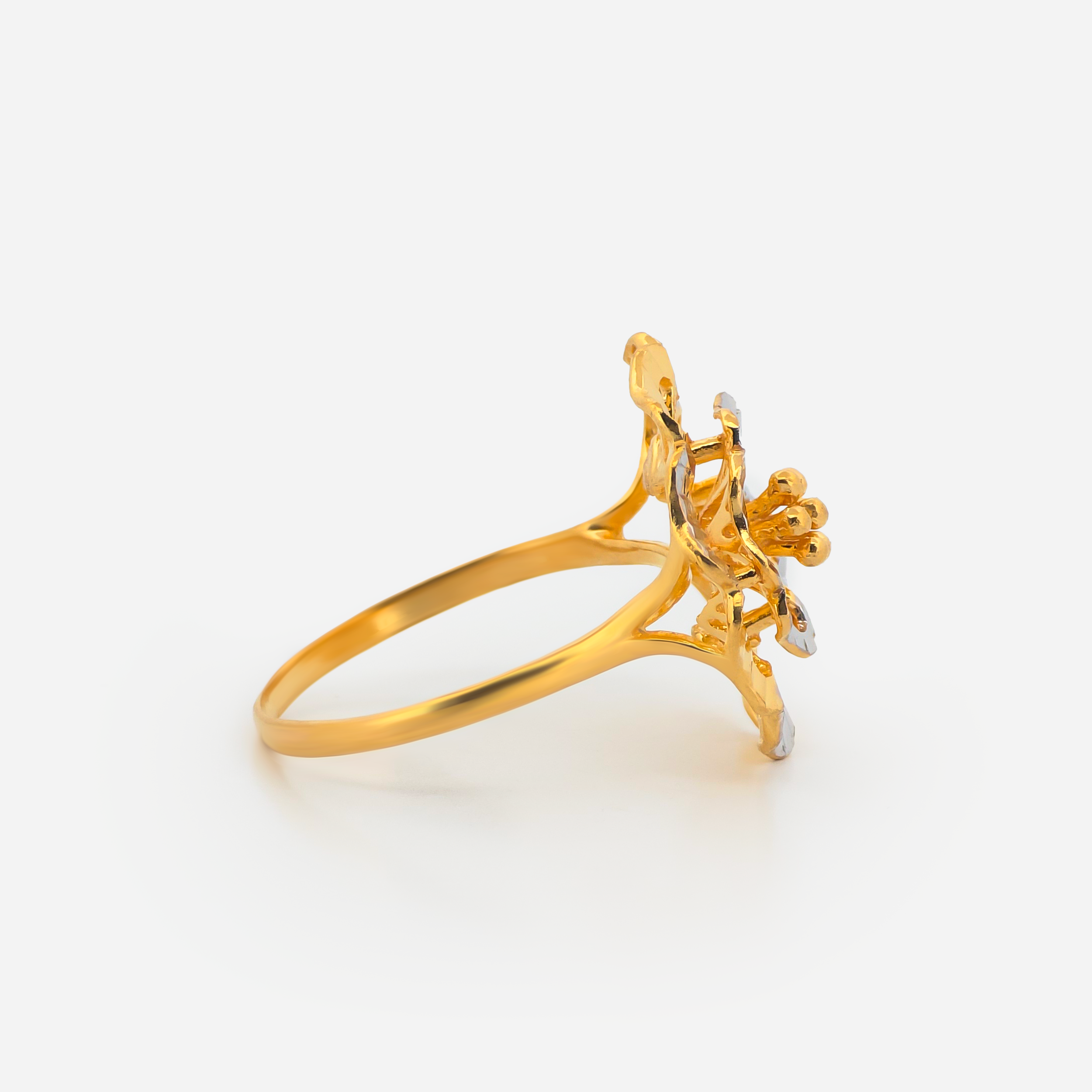 22K Gold Radaint Flower Ring