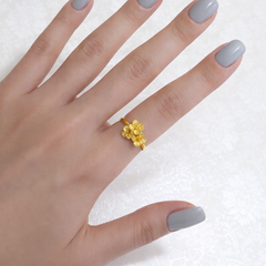 22K Gold Floral Cluster Statement Ring