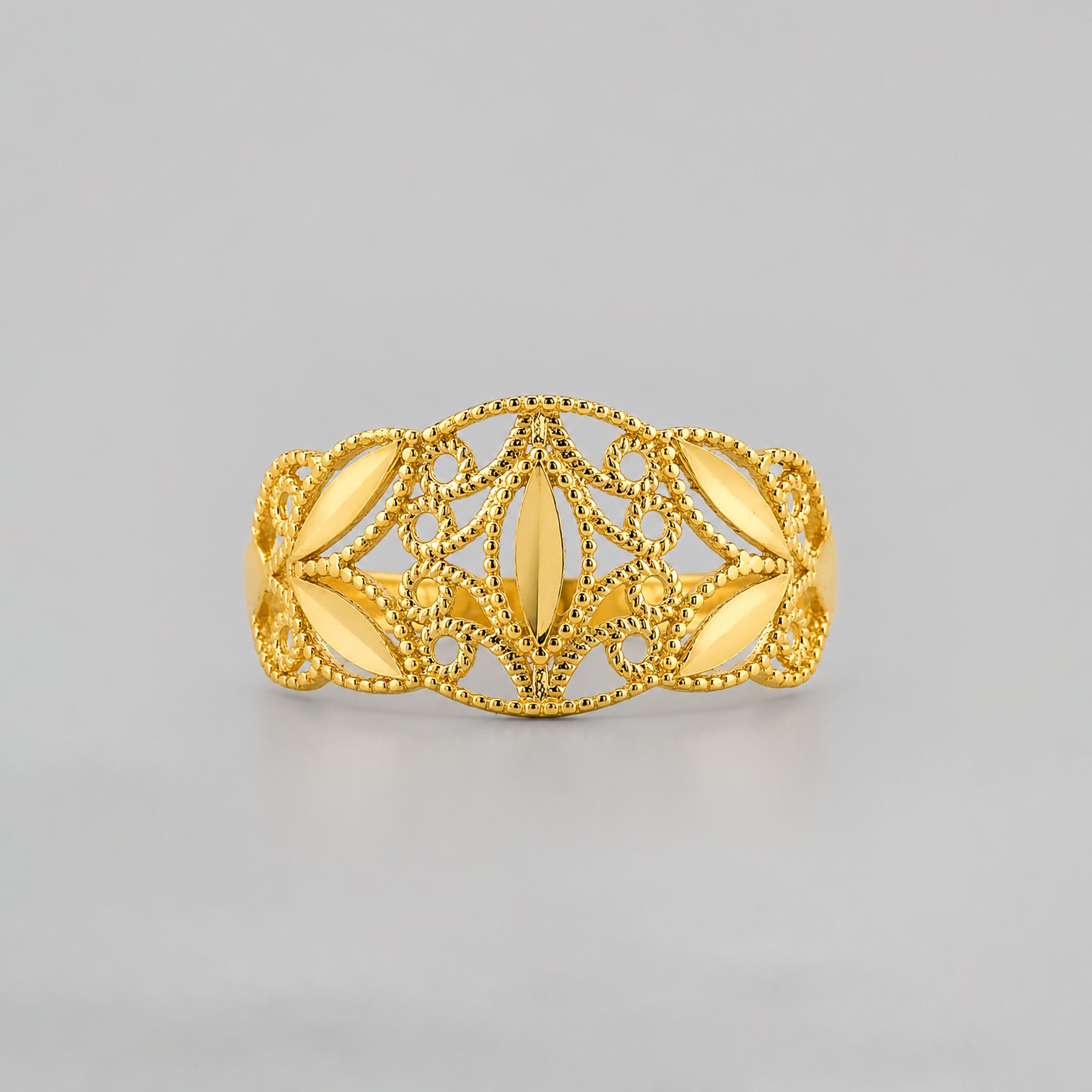 22K Gold Filigree Oval Ring