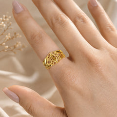 22K Gold Filigree Oval Ring