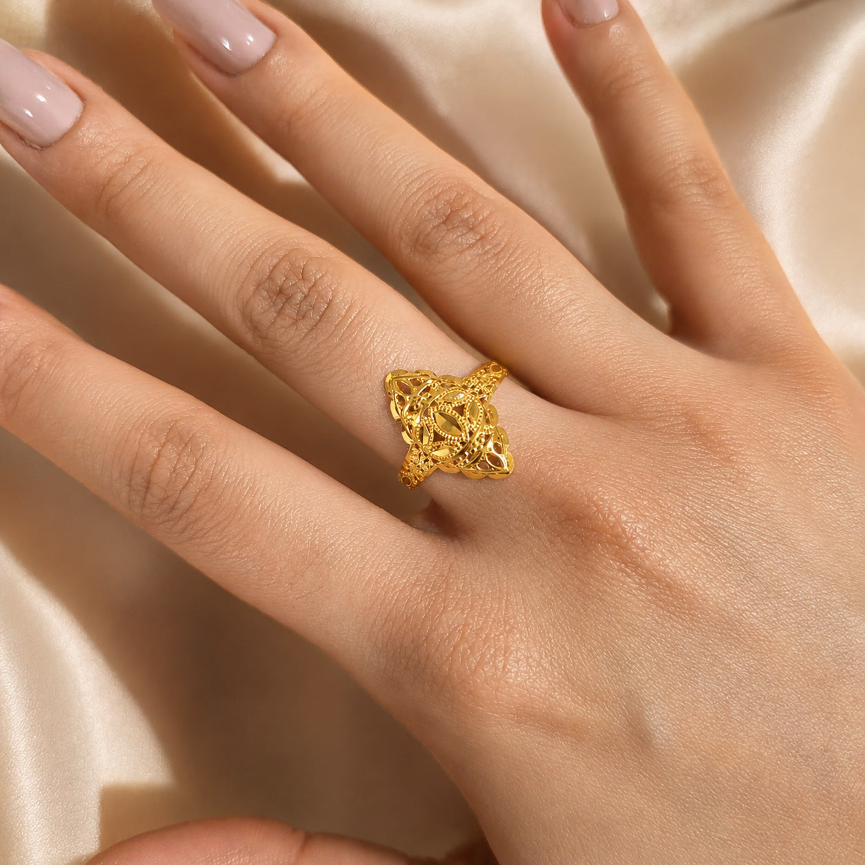 22K Gold Antique Filigree Ring