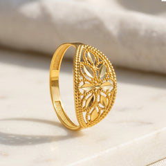 22K Gold Oval Floral Filigree Ring